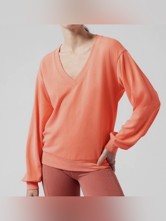 Athleta Tops - Athleta Seasoft Sunrise V-neck Sweatshirt Peach / Coral